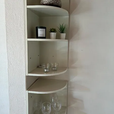 Huoneisto Cozy Close To Centre *